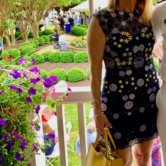 Karen Millen Embroidered Multicolored Laser Cut 3D Mesh Floral Mini Dress Size 6 - Picture 3 of 16